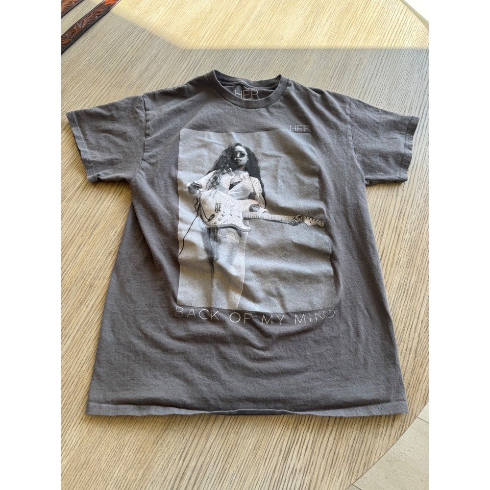 H.E.R. Back of My Mind Concert Tour Graphic Tee Shirt Gray Small
